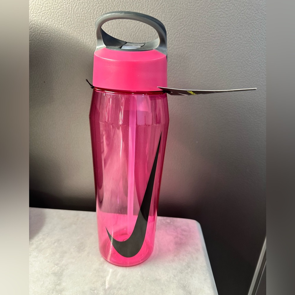 Nike Hyper charge Chug Pink Water Bottle - 32oz